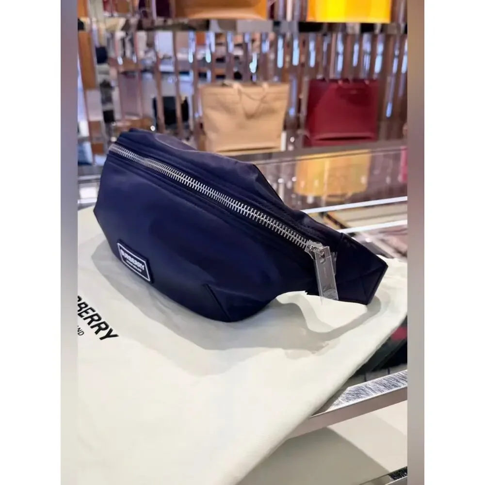 Burberry Navy Zip bum bag New - Picture 3 of 8